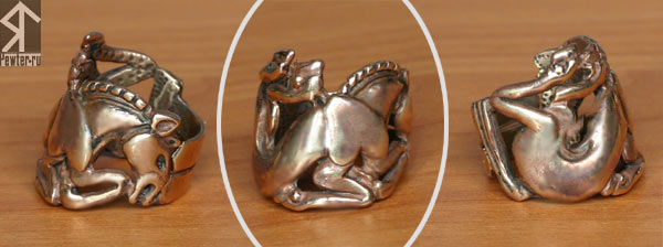 Изображение Лошадь с вывернутым крупом - кольцо, бронза
